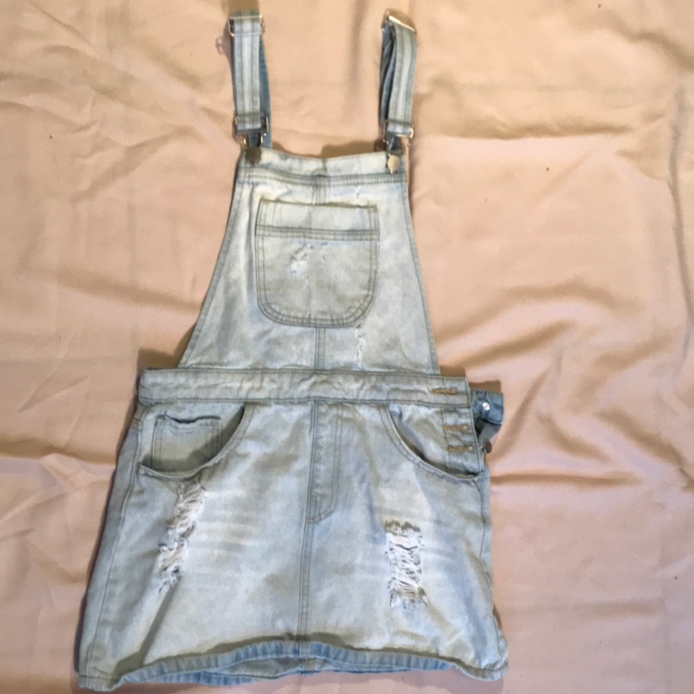 Overall dress
